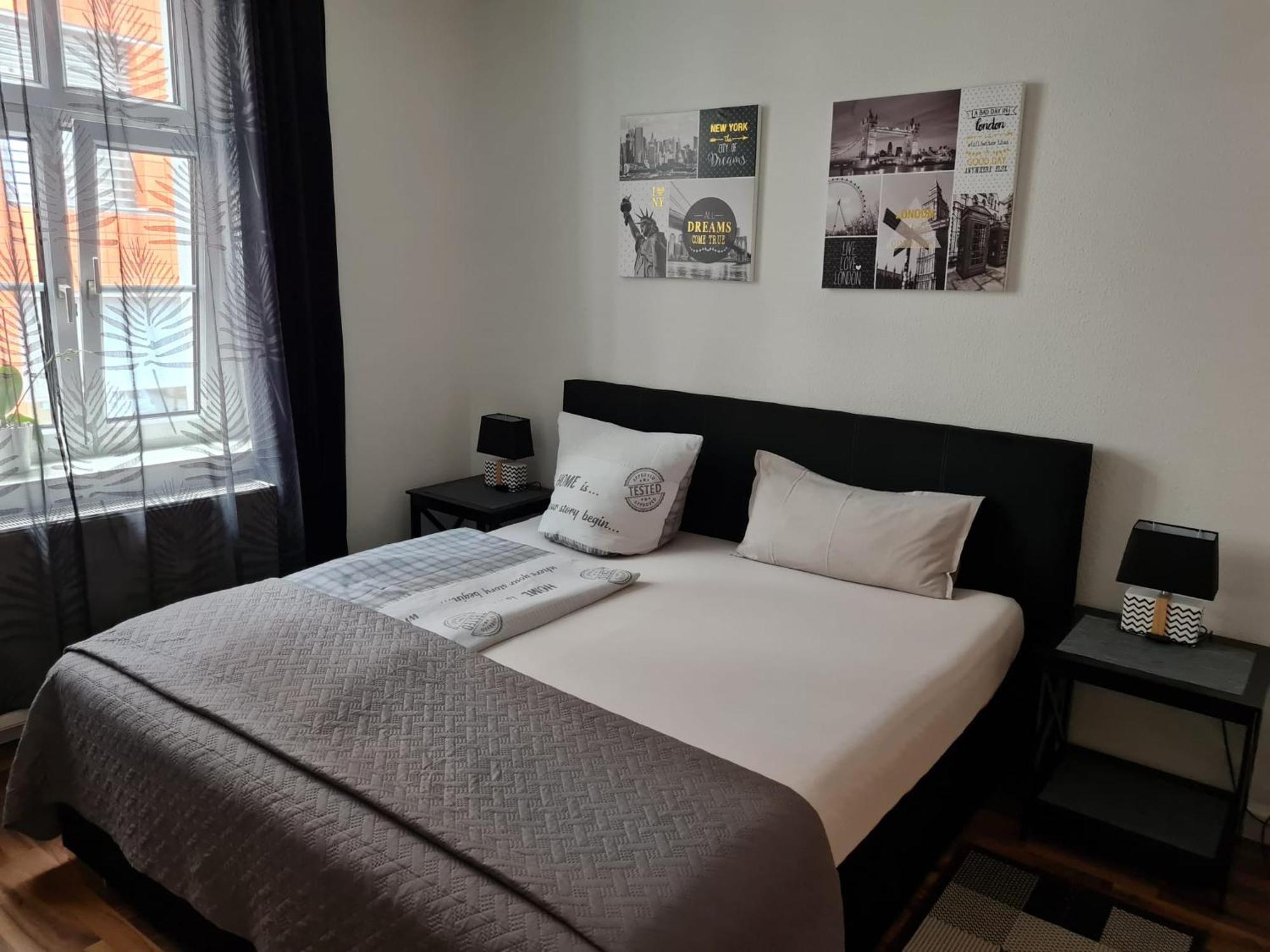 City Pension Zwickau Bagian luar foto