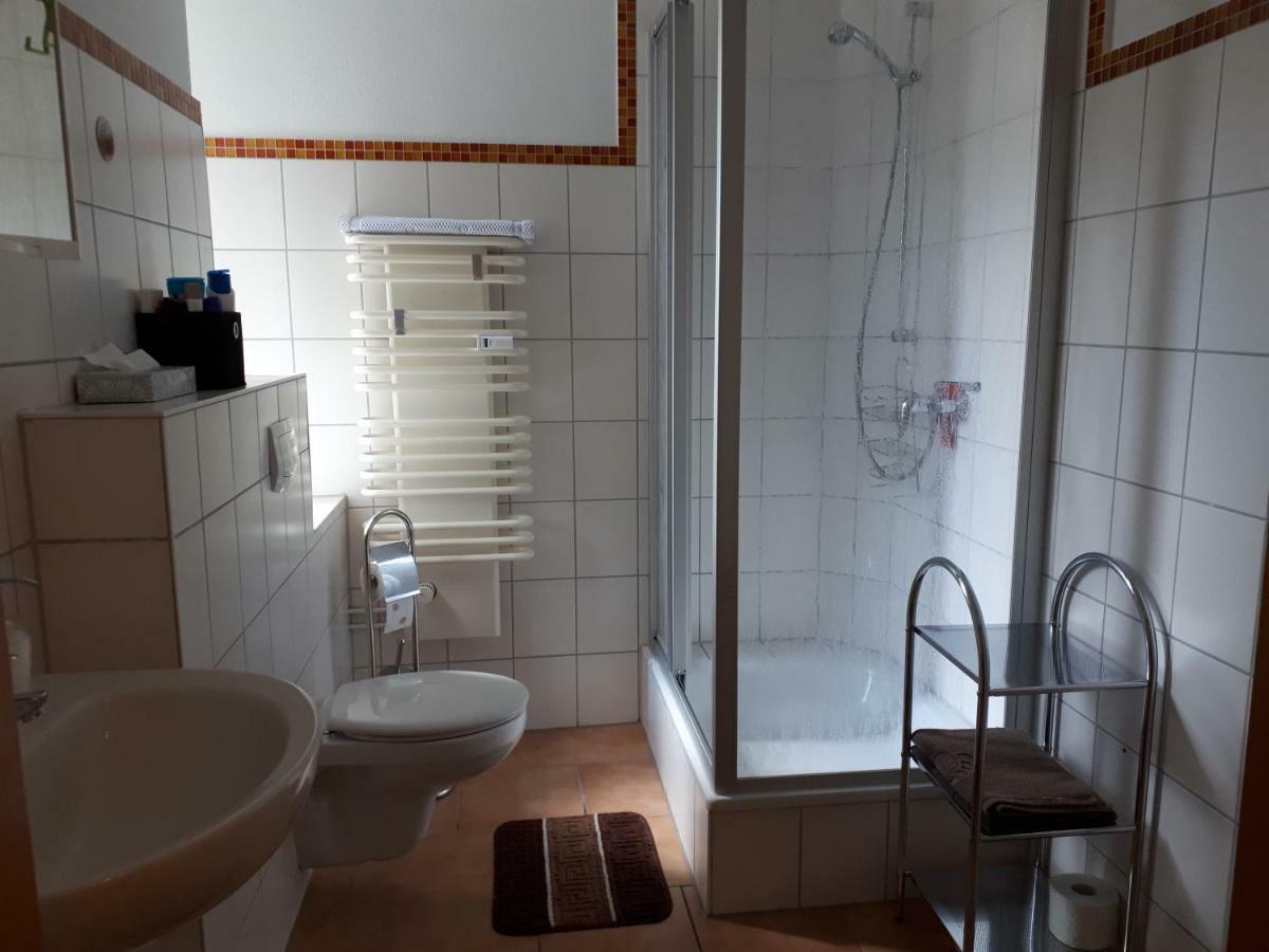 City Pension Zwickau Bagian luar foto